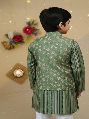 Henna green kurta set 2