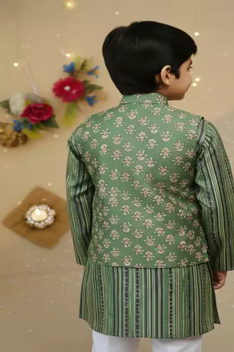 Henna green kurta set
