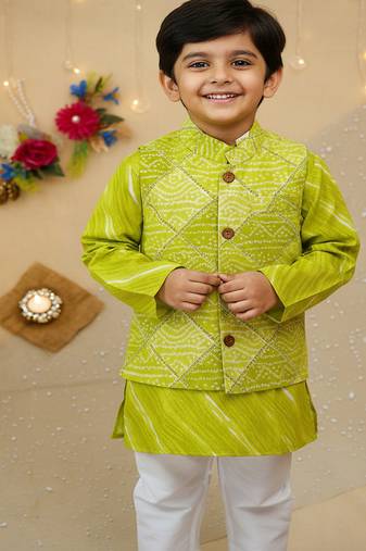 Parrot green bandhej set