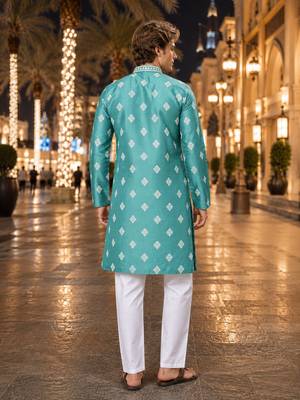 Blue embroidered silk straight kurta 2