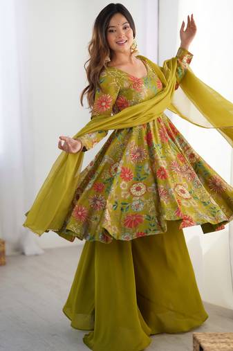 Green floral printed chanderi kurta palazzo set