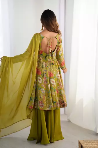 Green floral printed chanderi kurta palazzo set