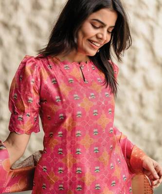 Pink smart and french crepe graceful ethnic wear 4