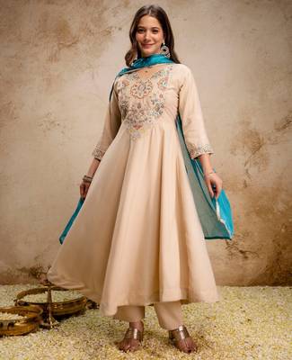 Cream chanderi beads embroidery work heavy wedding attire 4