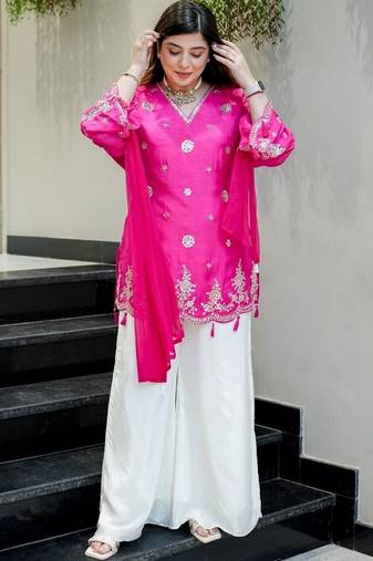 Pink silk embroidery work heavy wedding attire
