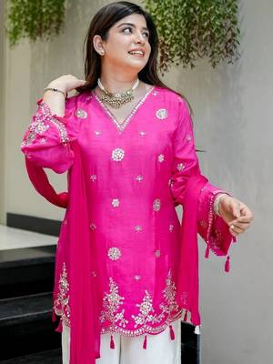 Pink silk embroidery work heavy wedding attire 3