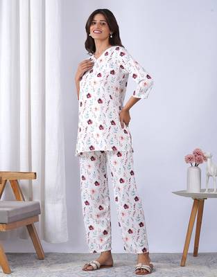 Off white rayon blend printed co-ord set 4