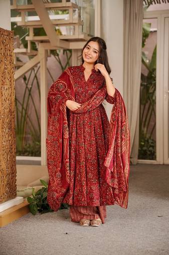 Maroon muslin digital printed readymade suit for fancy trendy looks