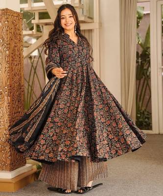 Black muslin digital printed readymade suit for fancy trendy looks 3