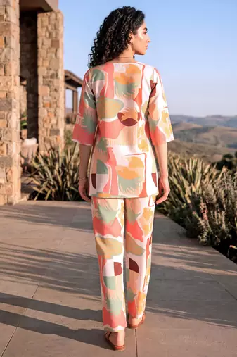 Peach color smart and stylish co-ord set dress for fancy girlie looks