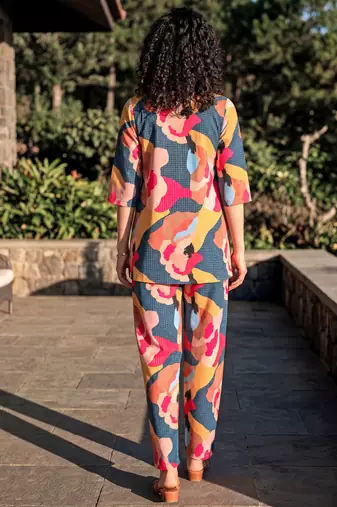 Multy color smart and stylish co-ord set dress for fancy girlie looks