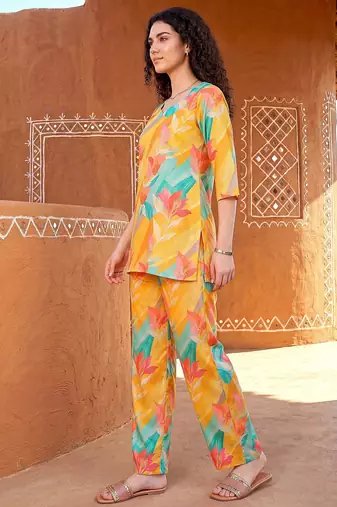 Yellow color smart and stylish co-ord set dress for fancy girlie looks