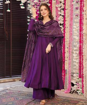 Wine color pv chanderi fabric designer embroidery work fancy graceful partywear suit 4