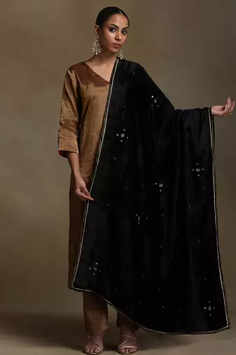 Black hand embroidered velvet doshala