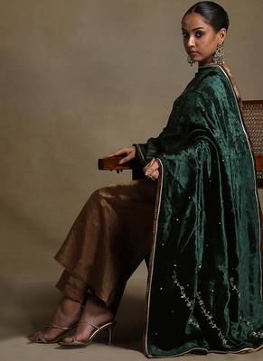 Bottle green hand embroidered velvet doshala 2