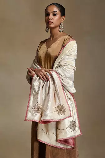 Off white hand embroidered velvet doshala