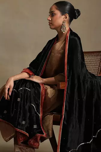 Black hand embroidered velvet doshala