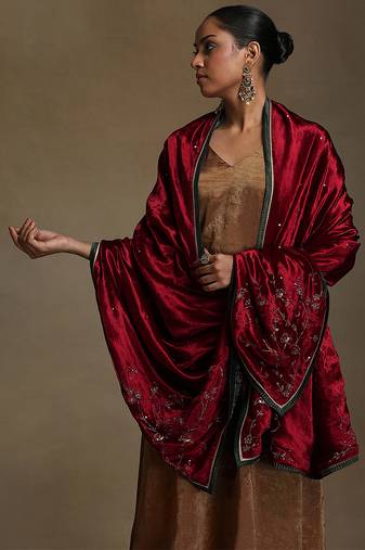 Red hand embroidered velvet doshala