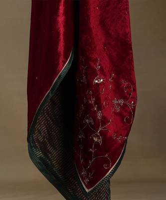 Red hand embroidered velvet doshala 4