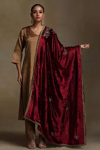 Red hand embroidered velvet doshala