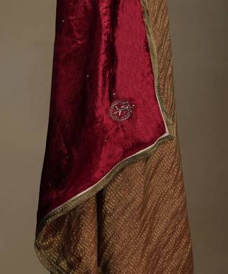 Red hand embroidered velvet doshala 5