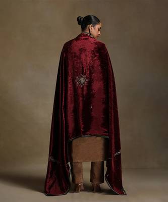 Maroon hand embroidered velvet doshala 3