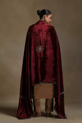 Maroon hand embroidered velvet doshala
