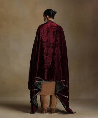 Wine hand embroidered velvet doshala 3