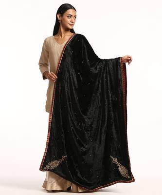 Black hand embroidered zardozi velvet doshala 1