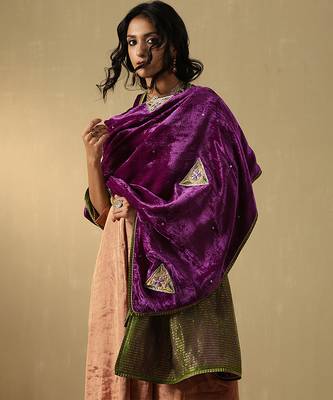 Mauve purple hand embroidered velvet doshala 2