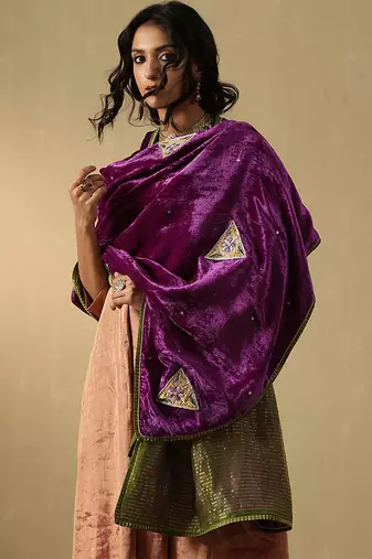 Mauve purple hand embroidered velvet doshala