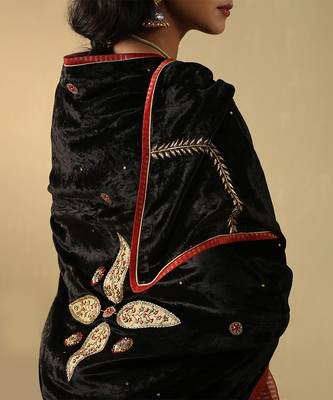 Black hand embroidered velvet doshala 4
