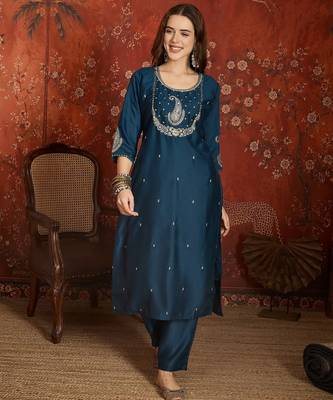Blue roman silk kurta set 4