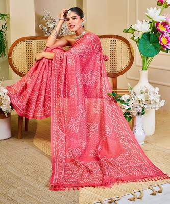 Peach cotton blend floral print saree with blouse 3
