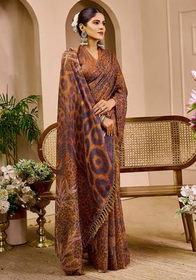Brown cotton blend geometric print saree with blouse 3