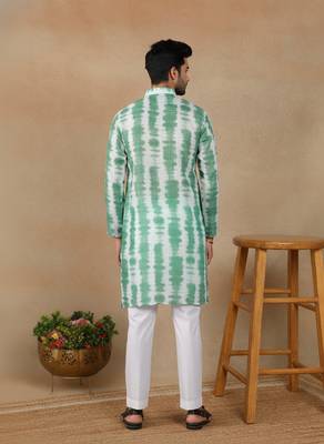 Green linen fabric printed ethnic looks kurta payjama for men 2