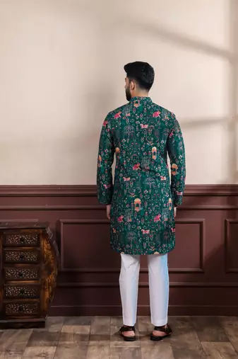 Green printed ethnic kurta payjama for looks