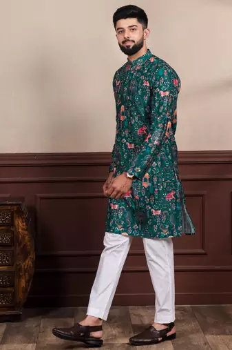 Green printed ethnic kurta payjama for looks