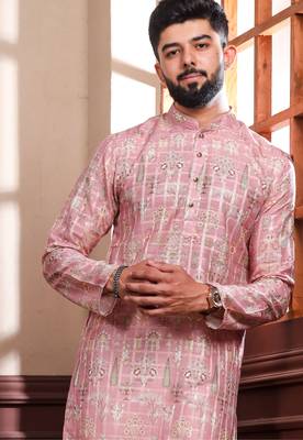 Pink printed ethnic kurta payjama for looks 3