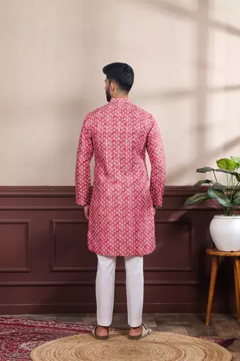 Red printed ethnic kurta payjama for looks