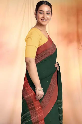 Bottle green & terracotta red bengal tant saree without blouse