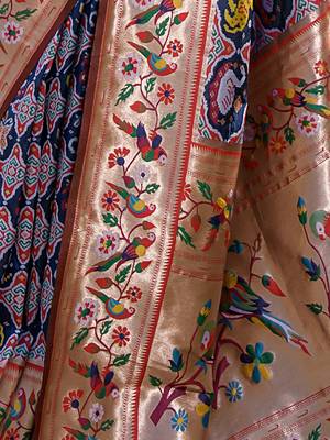 Woven Design Zari Paithani Saree 4
