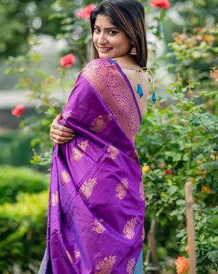 Ethnic Motifs Woven Design Zari Banarasi Saree 3