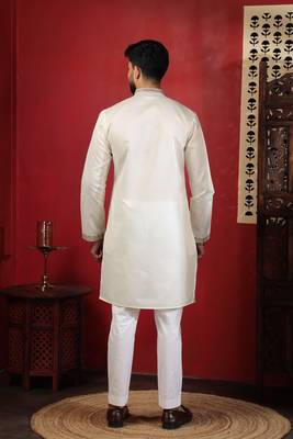 White embroidered kurta payjama for mens' traditional looks 2