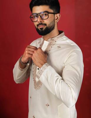 White embroidered kurta payjama for mens' traditional looks 5