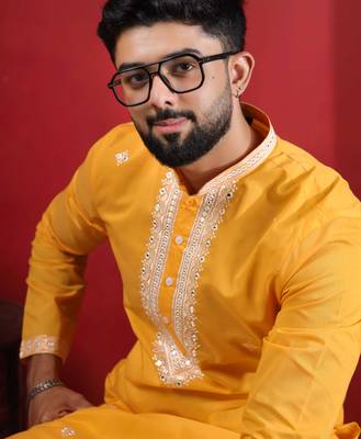 Yellow embroidered kurta payjama for mens' traditional looks 3