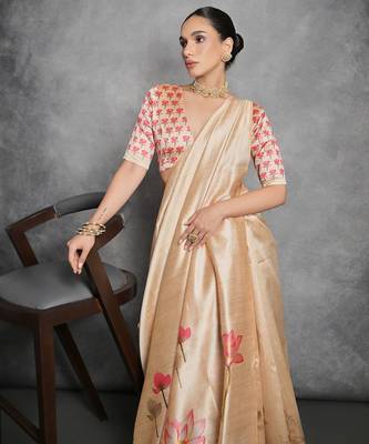 Floral Zari Tussar Saree 3