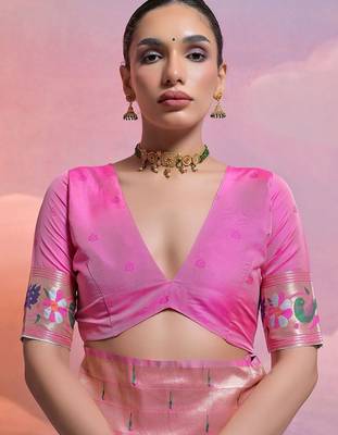 Floral Woven Design Zari Paithani Saree 5
