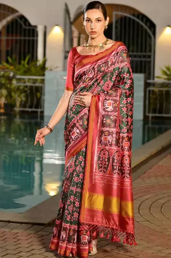 Rajkoti Ikkat Ethnic Motifs Patola Saree