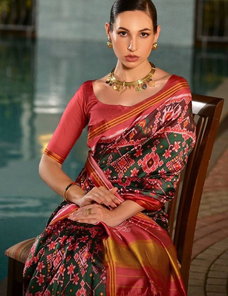 Rajkoti Ikkat Ethnic Motifs Patola Saree